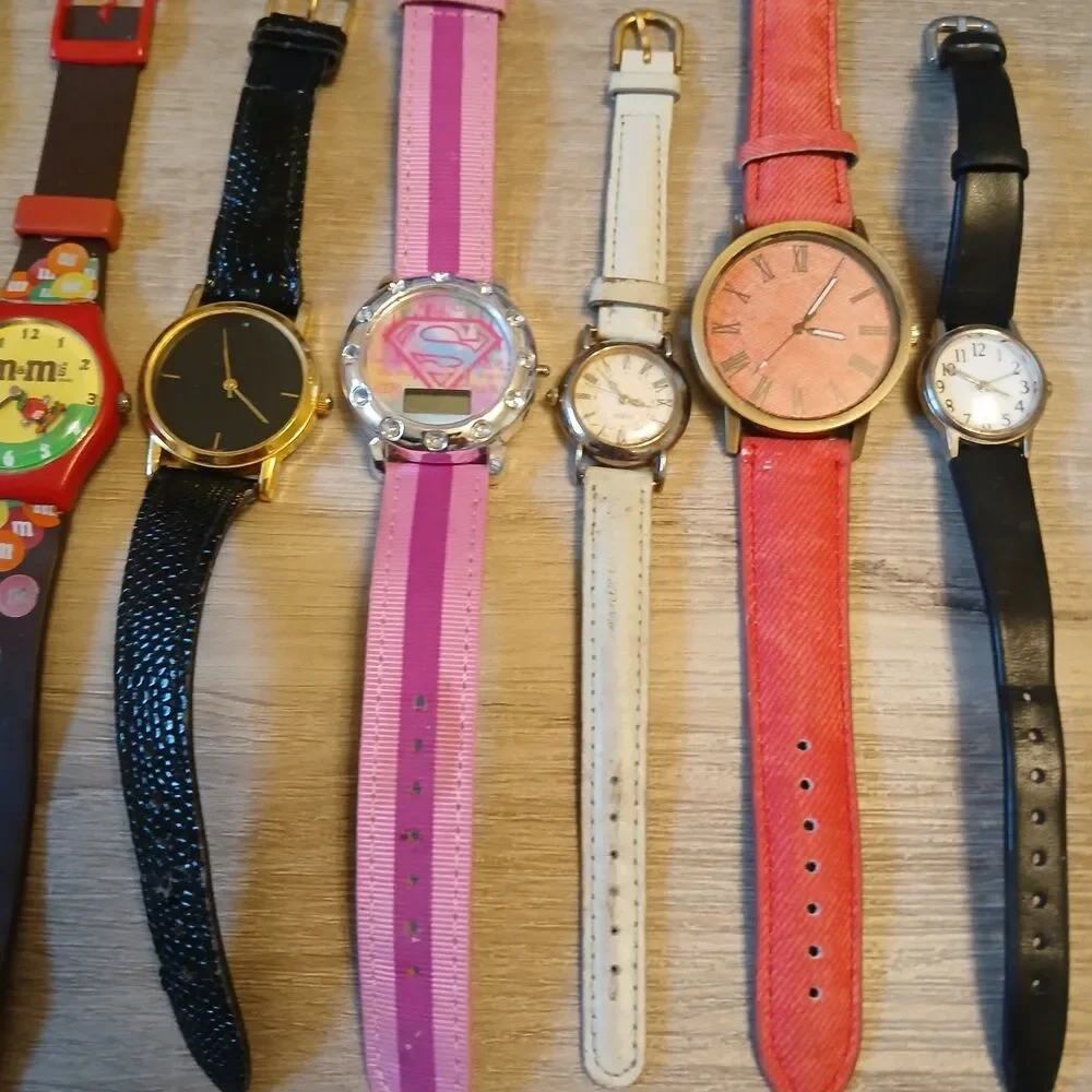 Watch Lot of 50+ Mixed Brands Vintage & Modern Parts/Repair/Craft Untested - A9